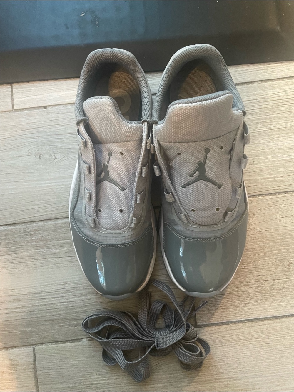 Nike Air Jordan 11 CMFT Low Cool Grey / Wolf Grey / White – Men’s Size 8